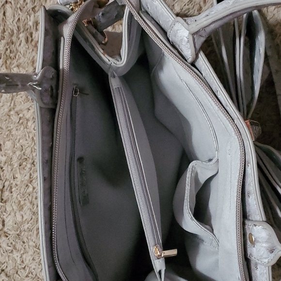 Gray Crossbody Bow Bag Betsey Johnson style - Picture 3 of 4